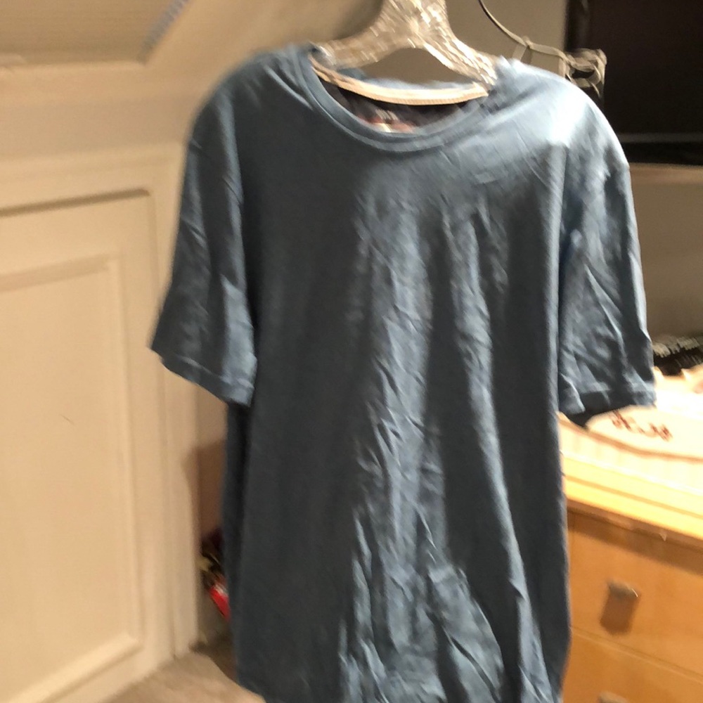 Men’s tee